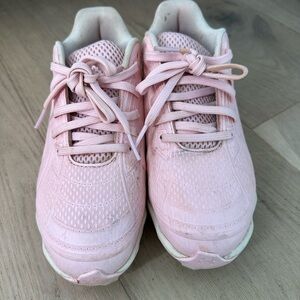 Under Armour Girls Glyde Sola Softball Cleats